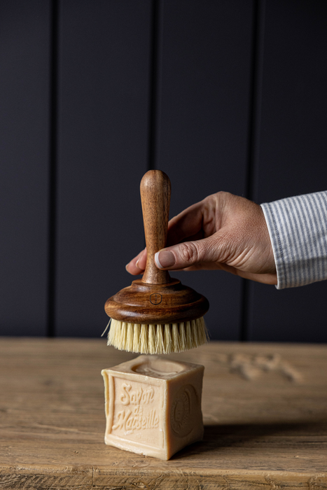 Brosse à récurer pour liquide vaisselle