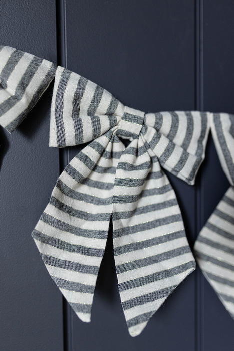 Charcoal striped knot garland with a thin gold stripe