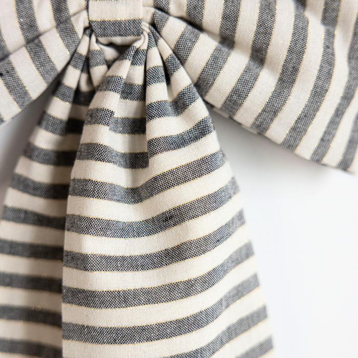 Charcoal striped knot garland with a thin gold stripe