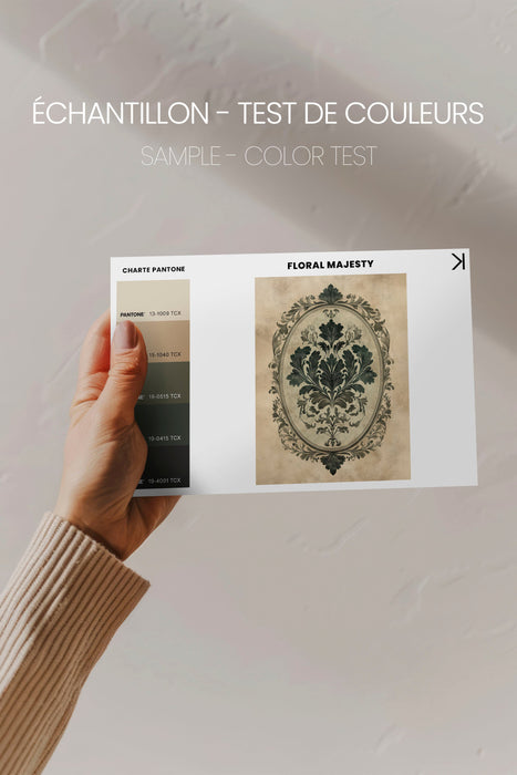 FLORAL MAJESTY, Oeuvre sur toile étirée