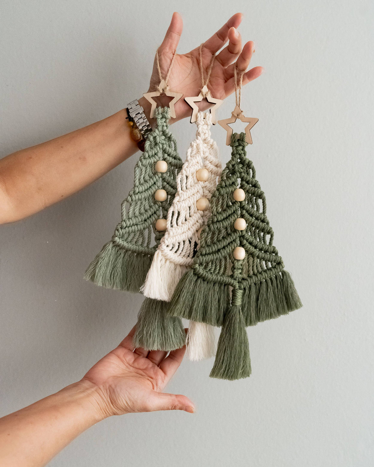 VIETNAM: Christmas tree shaped wall decoration X19