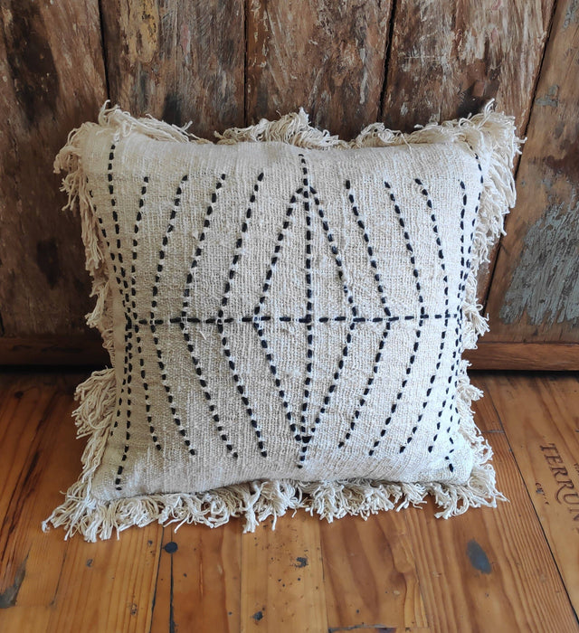 White embroidered cotton cushion cover with fringes 50x50