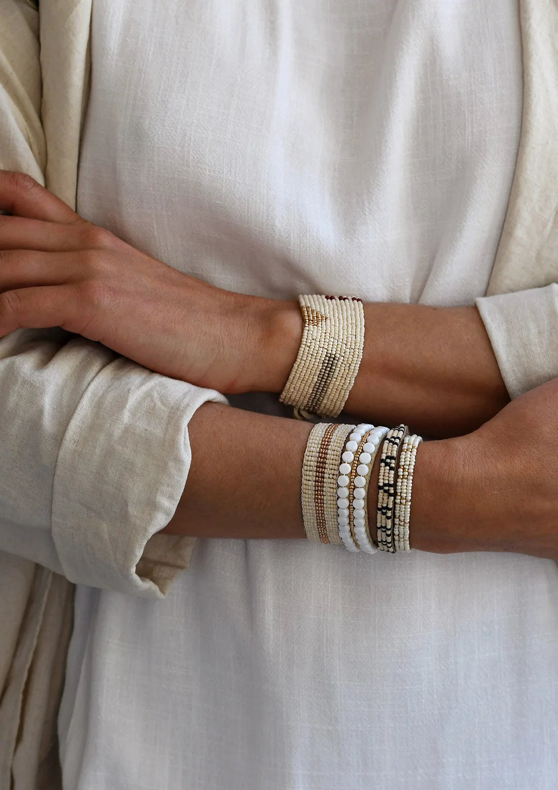 Adjustable leather bracelet – WHITE/GOLD