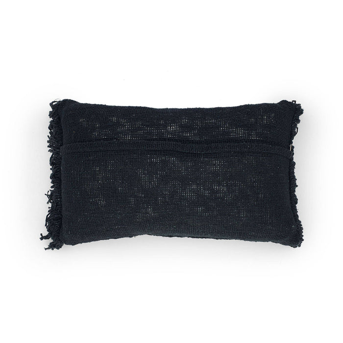 Housse de coussin en coton brodé noir avec franges 50x30
