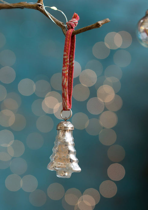INDE: Ensemble de 6 boules de Noël en verre recyclé à finition argentée