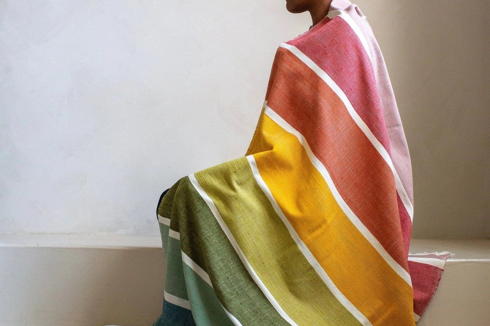 Grande serviette de plage tissée colorée d'Éthiopie