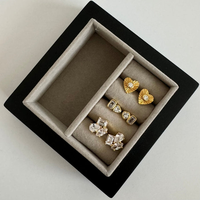 Clous d’oreilles Cœur Rayonnant / Sunburst Heart Studs