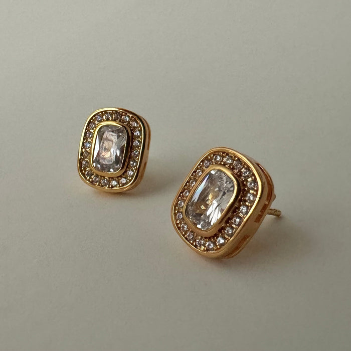 Boucles d’oreilles Zoyi/ Zoyi Studs